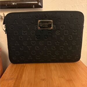 MARC BY MARC JACOBS black Neoprene Laptop Sleeve 12.5”x8.5” Embossed
